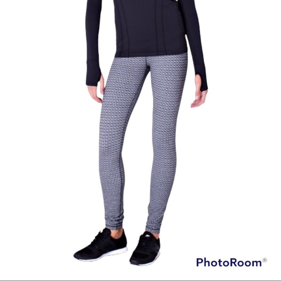 Ivivva Lululemon Gray & Black Rhythm Tights - Picture 1 of 10